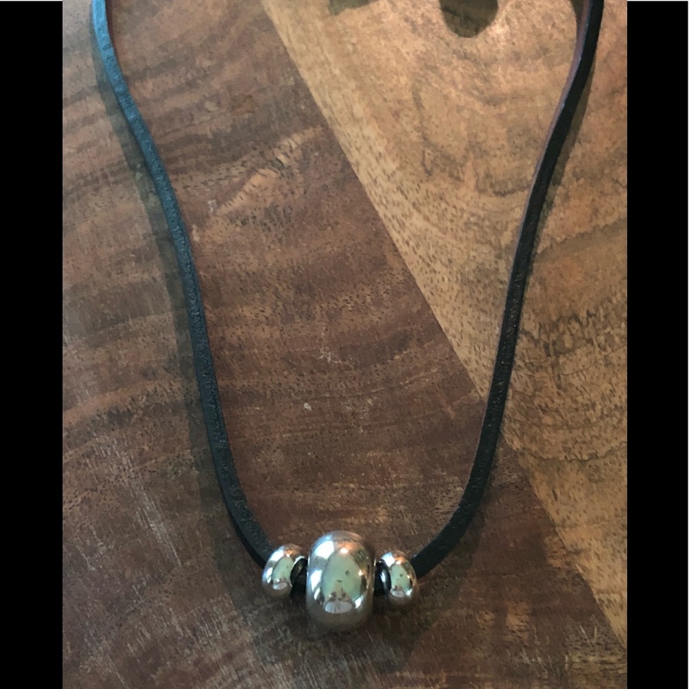 Free Shipping! -Leather and Stainless Necklace~